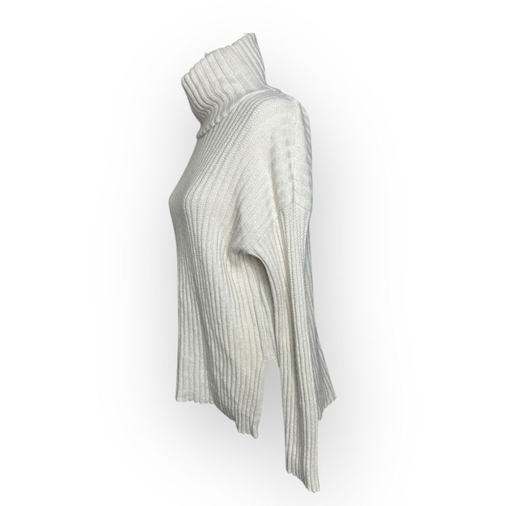 Theory Everly Slit Sweater in Merino Wool & Cashmere Cream Size Large - Picture 2 of 11